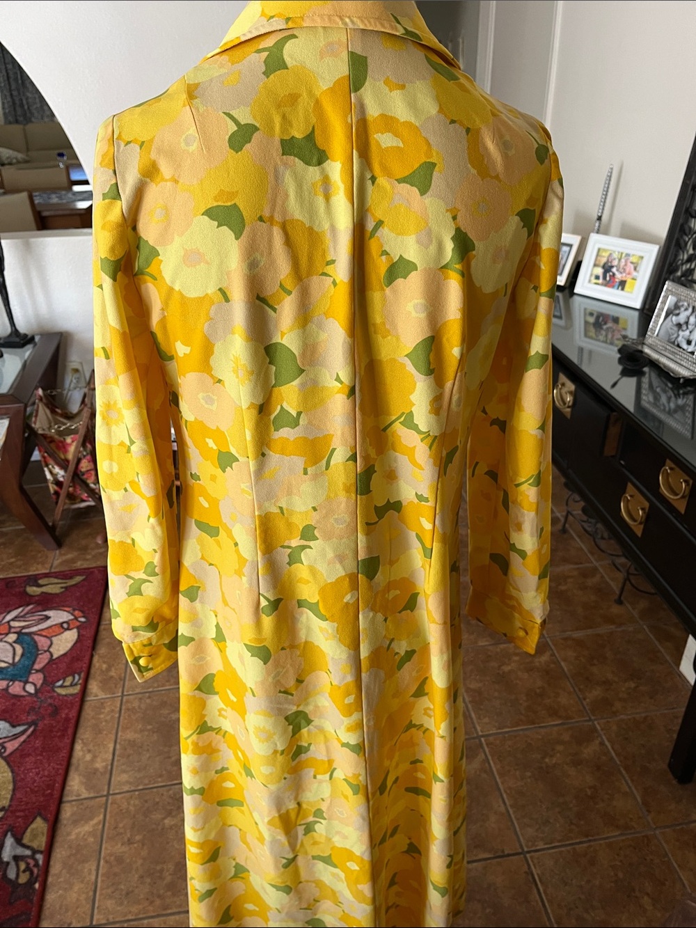 Vintage Handcrafted Yellow Floral Button-Front Women's Maxi Dress - Picture 4 of 5